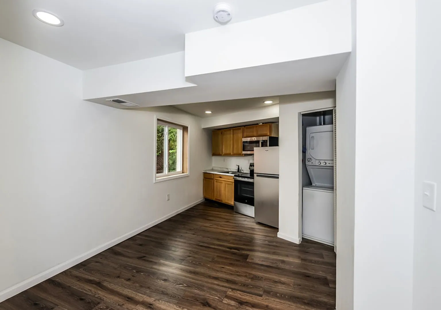 4016 Livingston Road SE — Photo 4