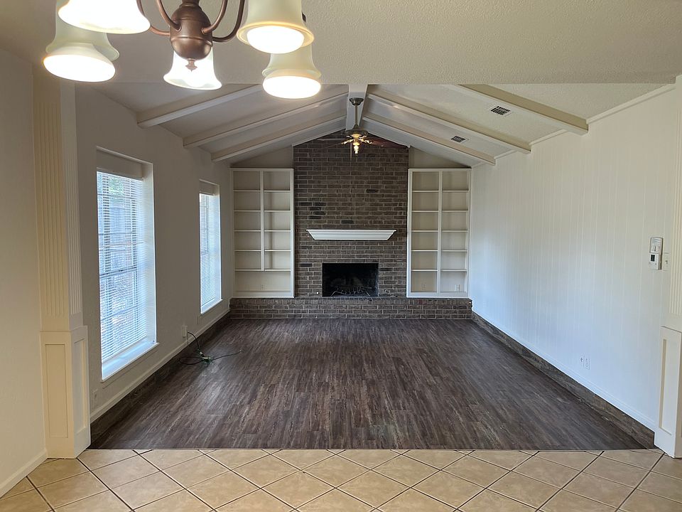 Living Room with Fireplace to be used with wood or gas.