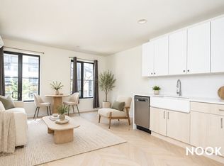 33 India St #401, Brooklyn, NY 11222