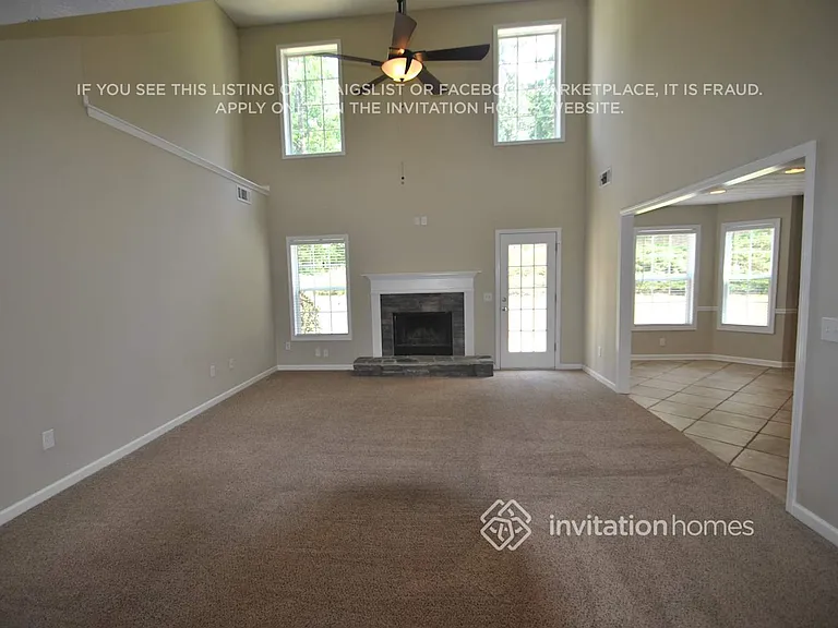 3144 Oak Ridge Ln — Photo 2