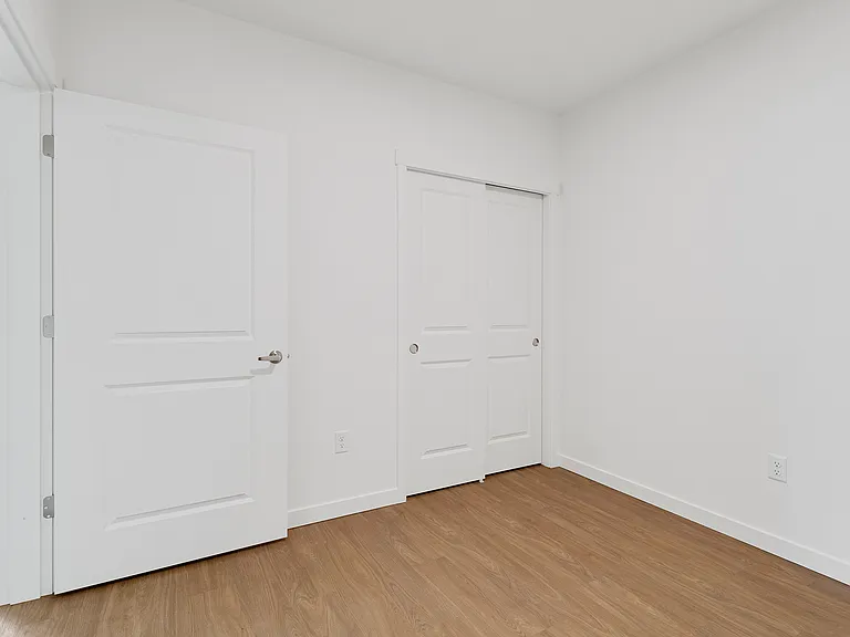 NW 99 Apartments — Photo 37
