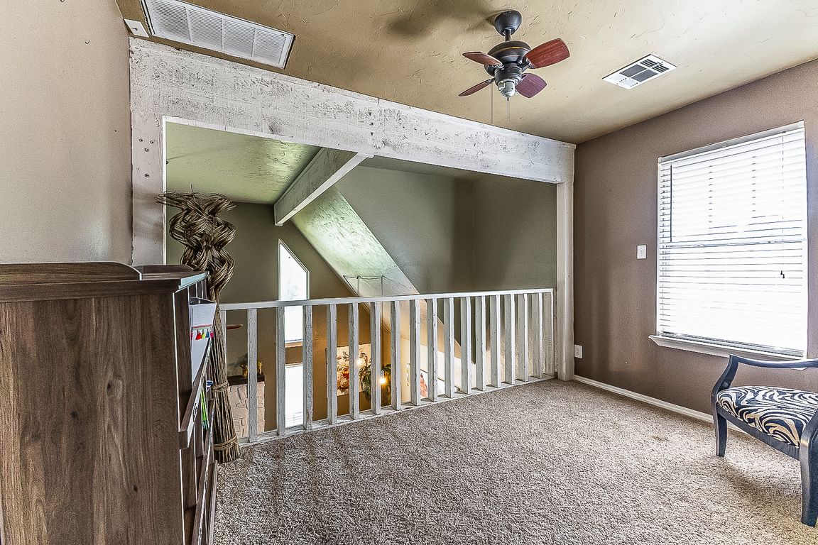 next background image