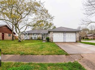 2902 Early Turn Dr, Webster, TX 77598