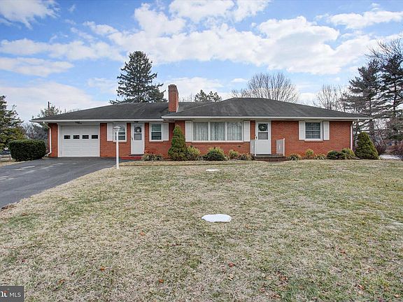 5th image of 16820 Petmar Cir