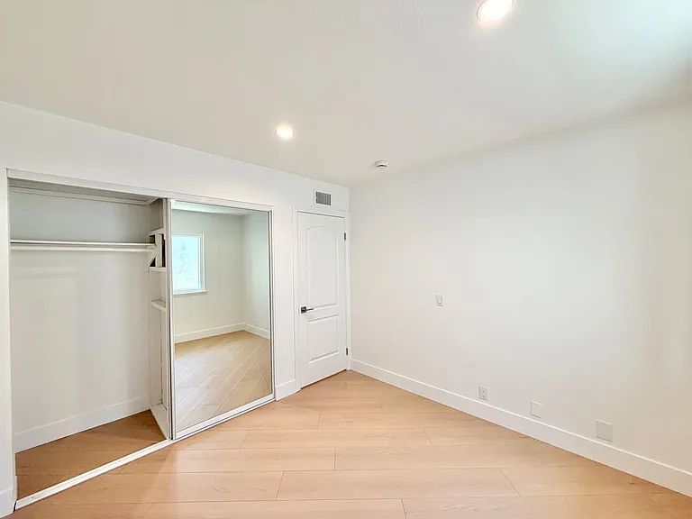 21676 Superior Ln — Photo 22