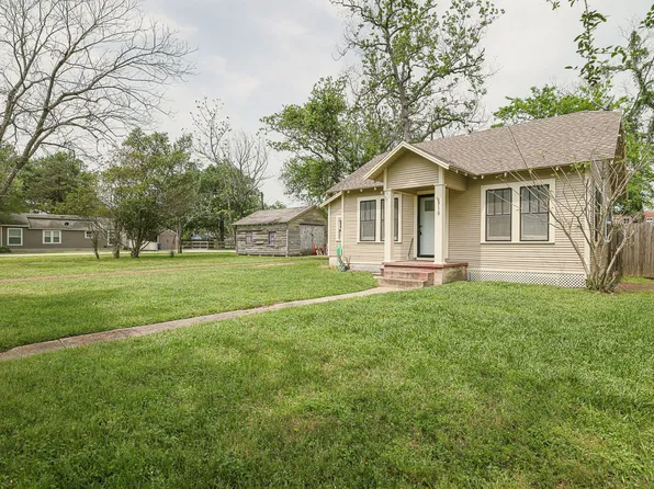 310 Florence St, Tomball, TX 77375