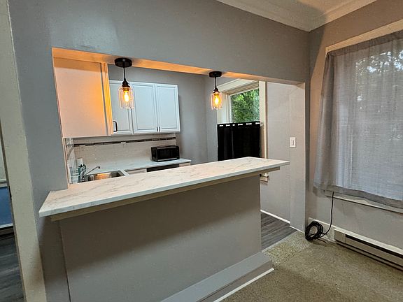3rd image of 898-902 Portland Ave #3