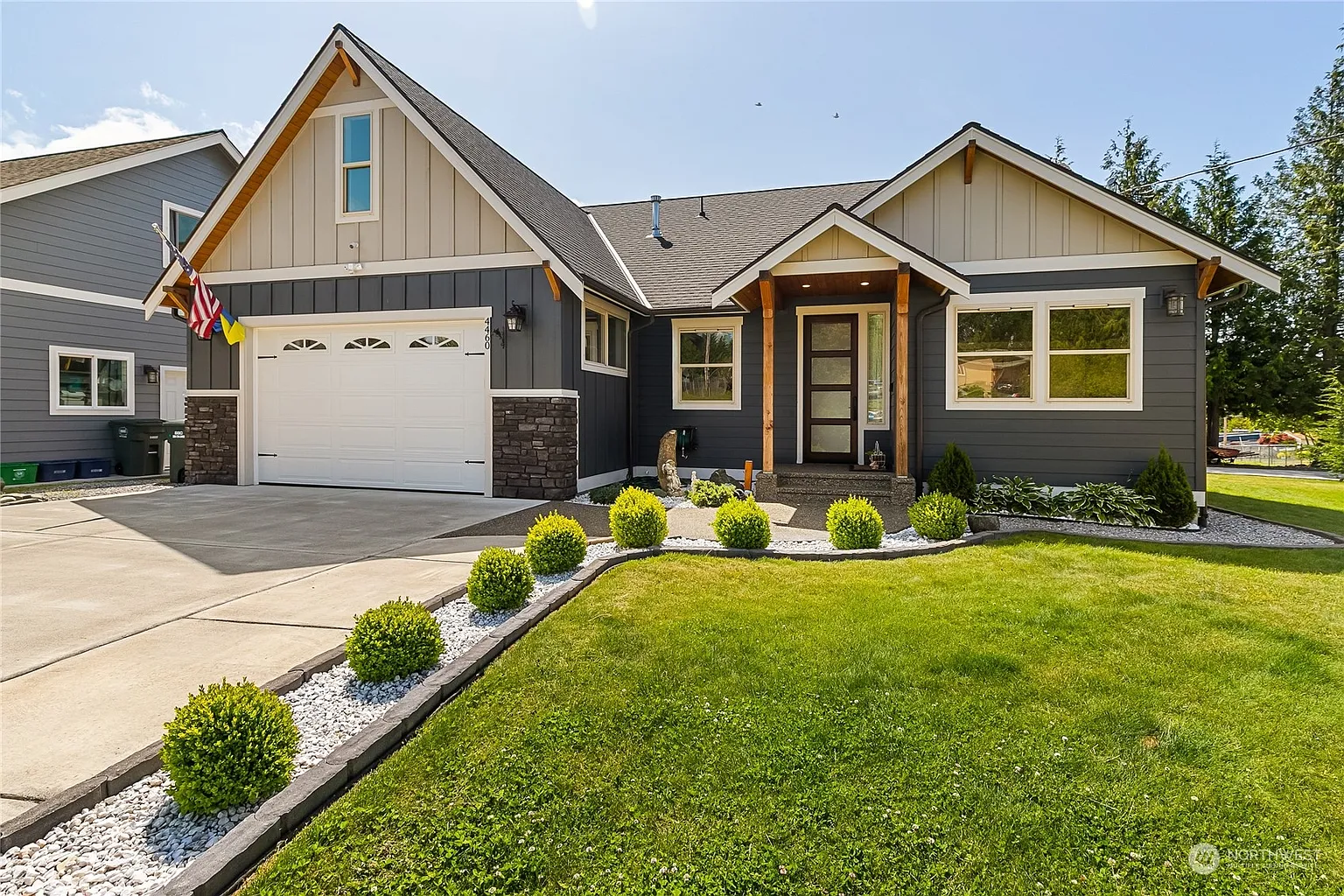 4460 Moresby Way photo 1