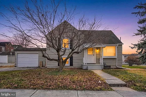 720 Elm Ter Photo 1