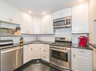 944 Juniper Way, Mahwah, NJ 07430