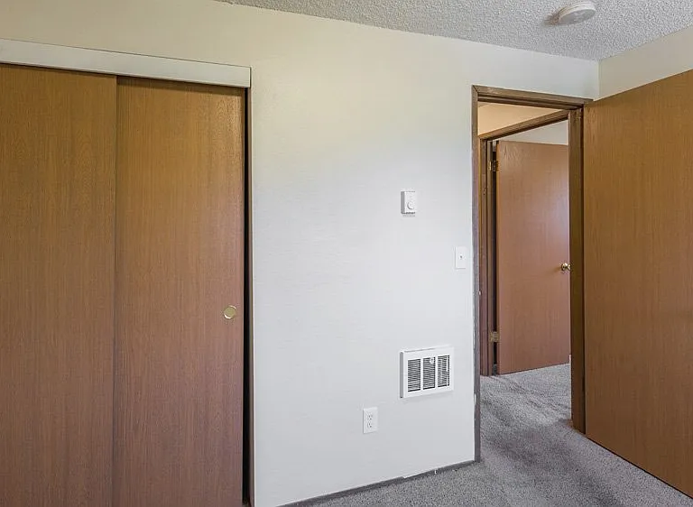 553 Clay St #553 — Photo 11