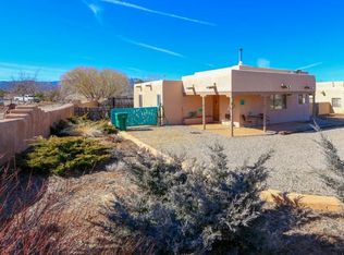 499 Palomita Ct, Taos, NM 87571