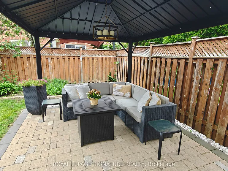 14 Ostick St — Photo 10