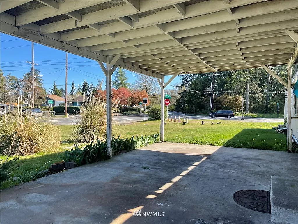 543 Duterrow Rd photo 1