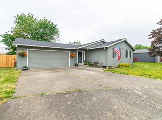 3347 Foxglove St, Lebanon, OR 97355