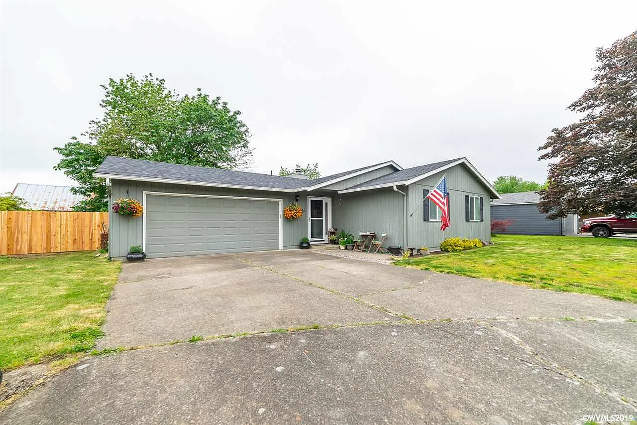 3347 Foxglove St photo 1