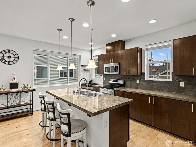 15720 Manor Way #O-1 — Photo 2