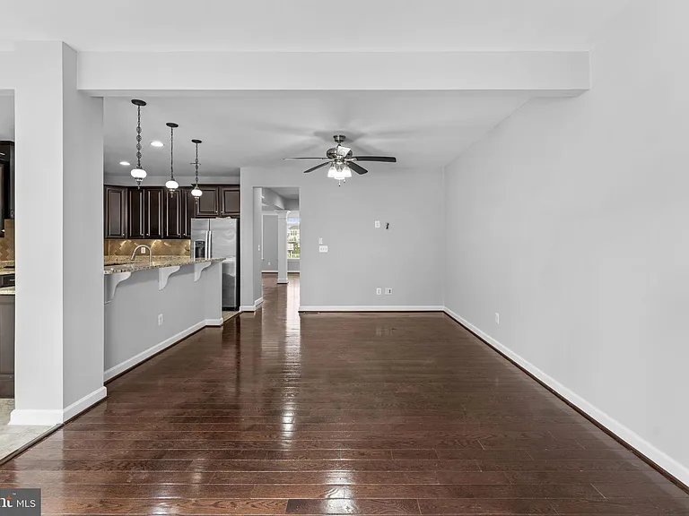 21268 Park Grove Ter — Photo 38