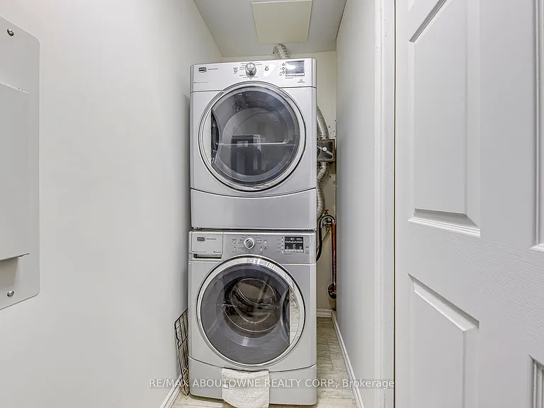 211 Saint Patrick St #106 — Photo 30
