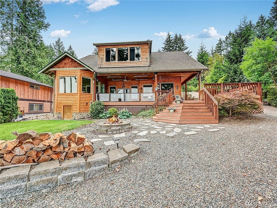1st image of 18622 Tapaderos St SE