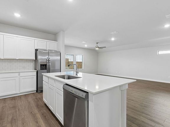 7th image of this home
