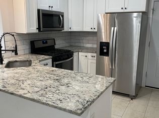 5558 W Congress Pkwy #G, Chicago, IL 60644