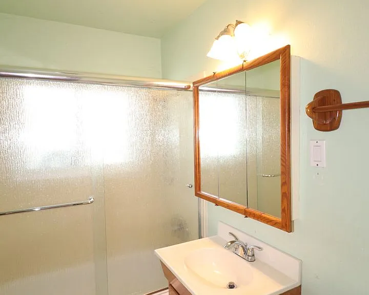 1441 Cedar St — Photo 14