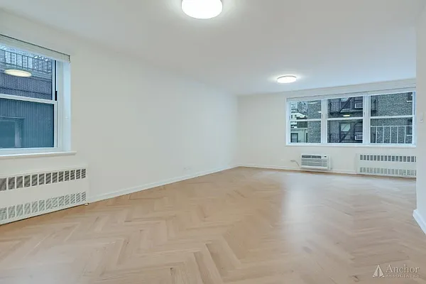 Rented by Anchor Associates | media 4