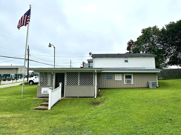 113 Woodcrest Rd, Follansbee, WV 26037