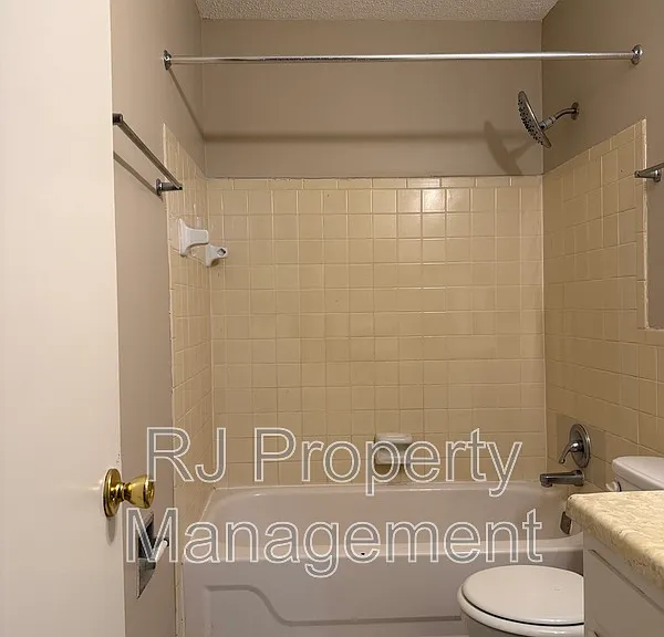 3400 Lord Dunmore Cv — Photo 26