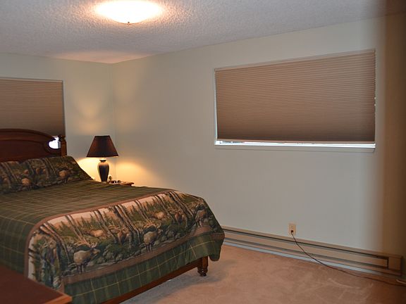 5th image of 4829 101st Pl NE