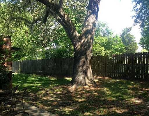 5th image of 527 Front Beach Dr APT 23