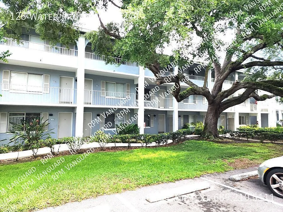 128 Water Front Way #240