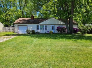 1895 Sandgate Rd, Madison, OH 44057