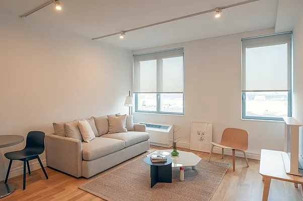 Rented by Two Trees | media 23
