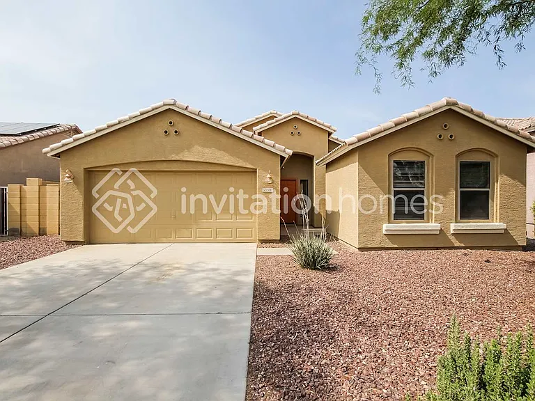 15082 W Taylor St — Photo 1