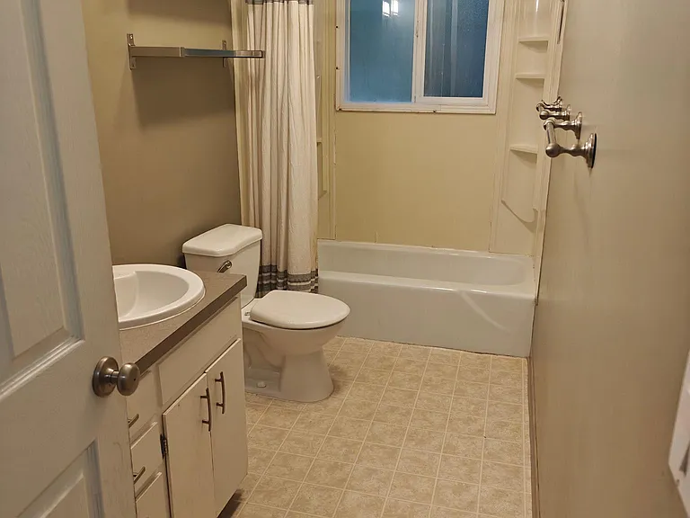 9515 SW 91st Ave — Photo 11