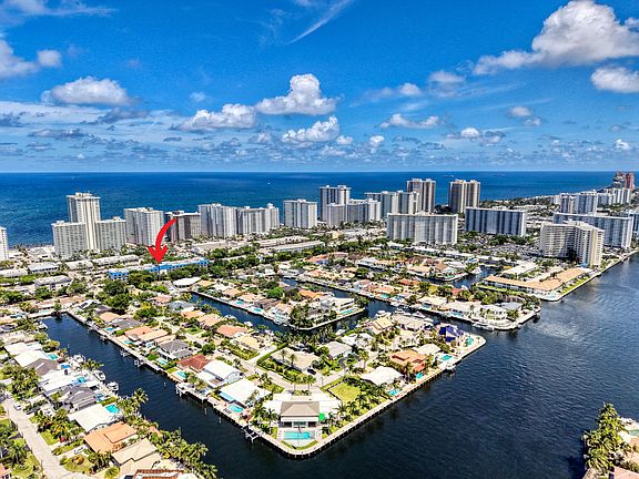 2nd image of 3909 N Ocean Boulevard #401