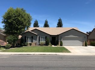 10610 Sunset Ranch Dr, Bakersfield, CA 93311