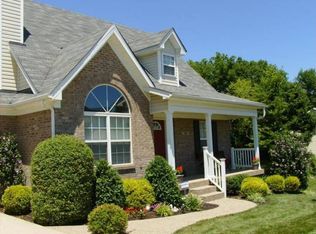 158 Lincoln Station Dr, Simpsonville, KY 40067