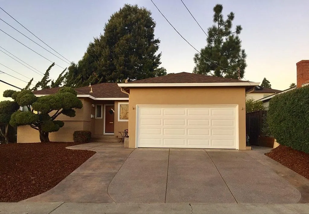 4006 Greenacre Rd photo 1
