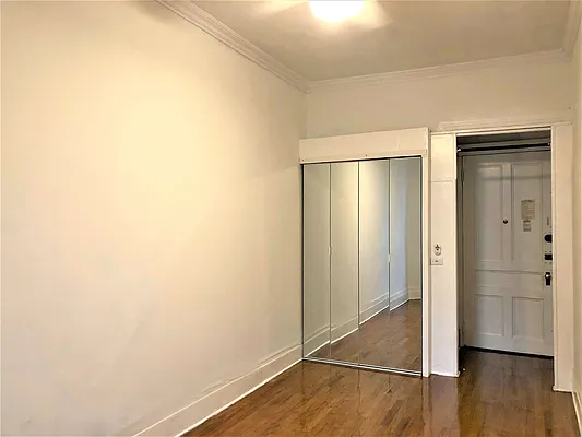 Rented by Rachel Realty | media 29