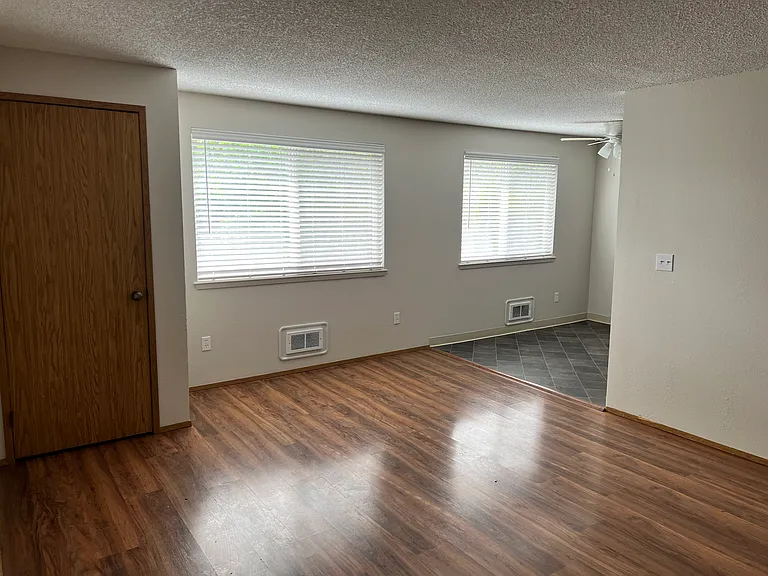 131 Lippert Dr W #203 — Photo 2