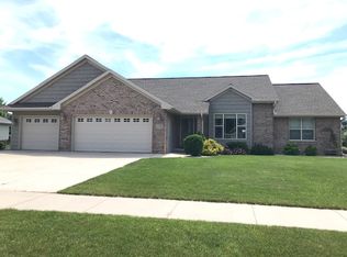 1172 Herne Bay Way, Green Bay, WI 54313