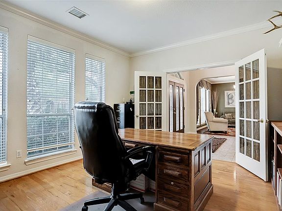 5th image of 8610 Westbrook Forest Dr