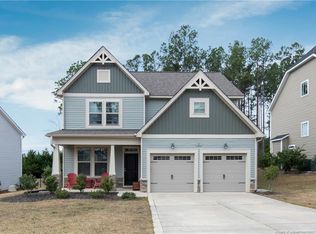 35 Timber Skip Dr, Spring Lake, NC 28390