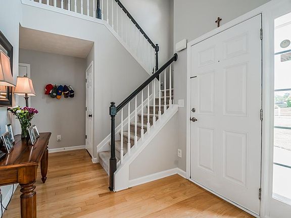 5th image of 1374 Birch View Ln