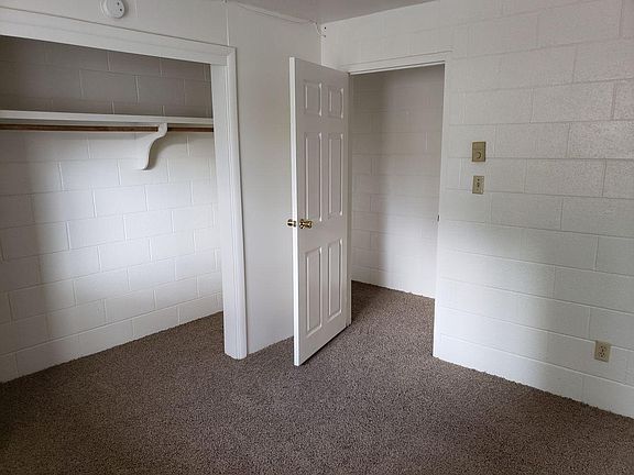 3rd image of 234 W 1st S APT 4