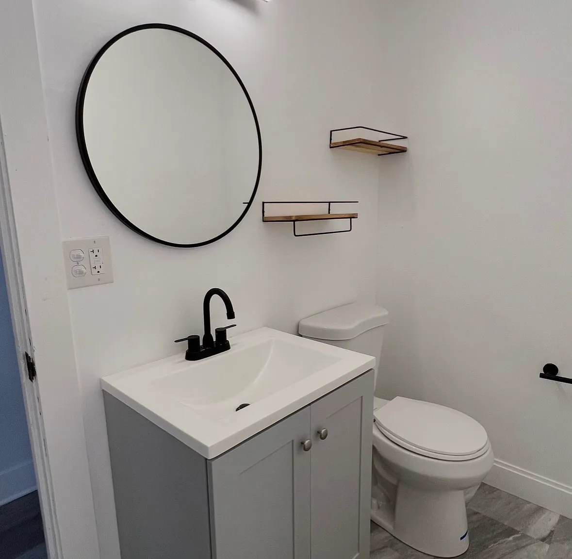185 Laurel St — Photo 2