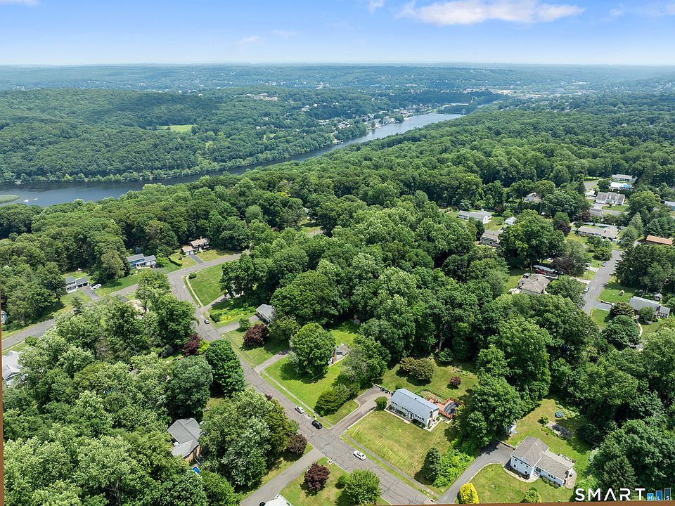 1st image of 19 Driftwood Lane